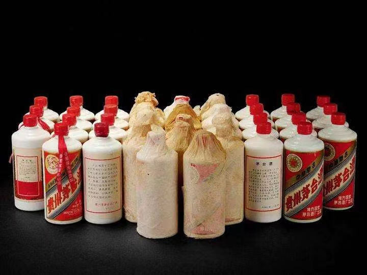 镇安老酒回收上门哪里回收(附近上门回收茅台酒）?